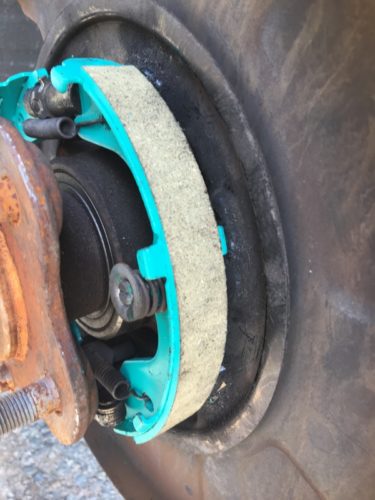 ドリフトがしたくてサイドブレーキシューを交換しました【フェアレディZ】