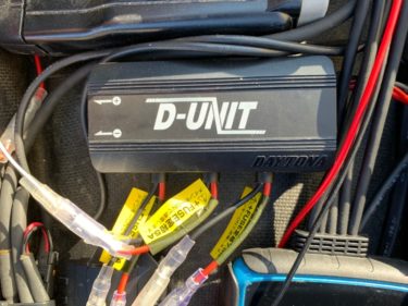 簡単に電源増設したい！「デイトナD-UNIT取り付け」【XJR1300】
