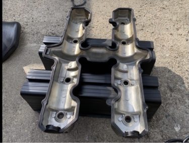 シリンダヘッドカバーのオイル滲みをガスケット交換で直しました【XJR1300/RP03J】